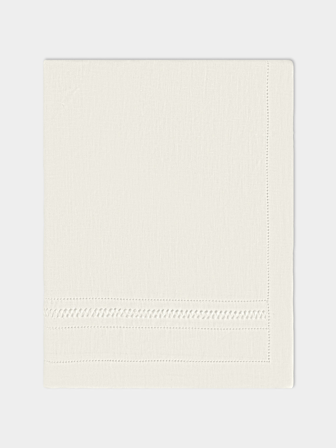 Volga Linen - Diamond-Stitch Linen Round Tablecloth - White - ABASK - 