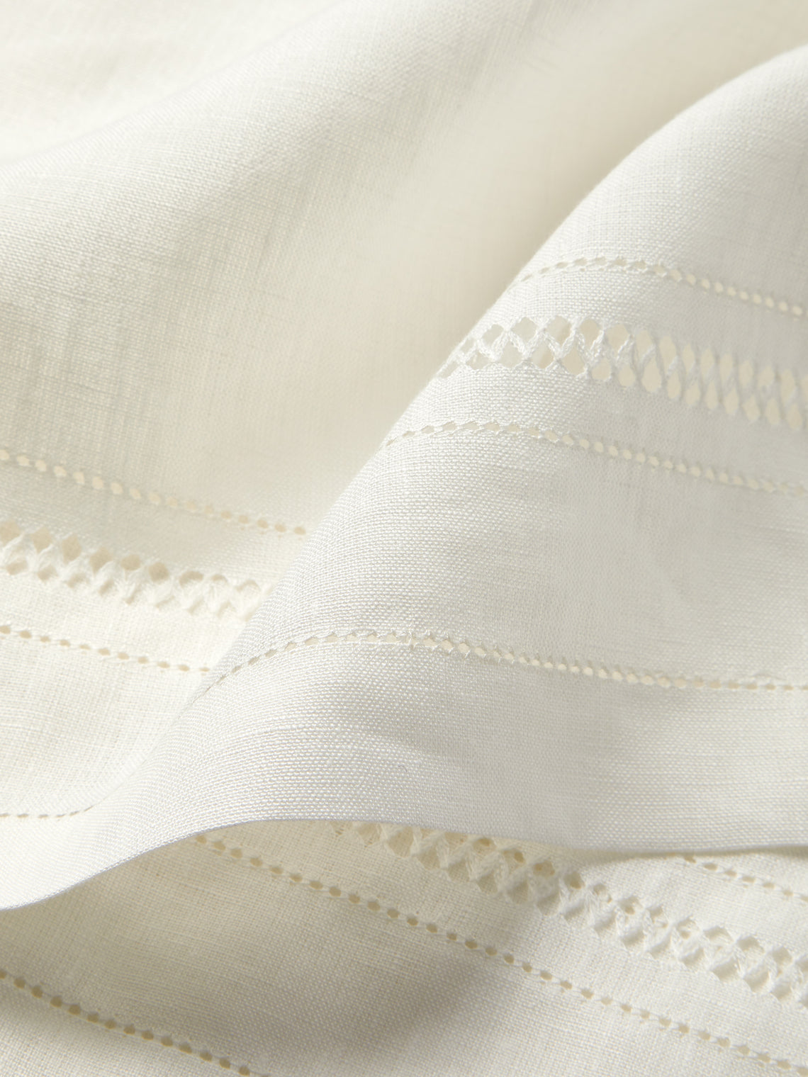 Volga Linen - Diamond-Stitch Linen Rectangular Tablecloth - White - ABASK - 