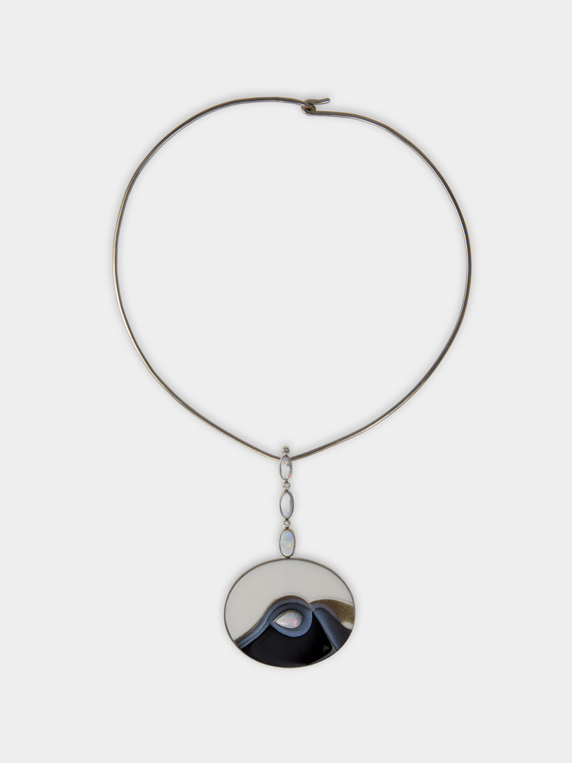 Mahnaz - 1991 Andrew Grima 18-Karat White Gold, Opal and Agate Necklace -  - ABASK - 