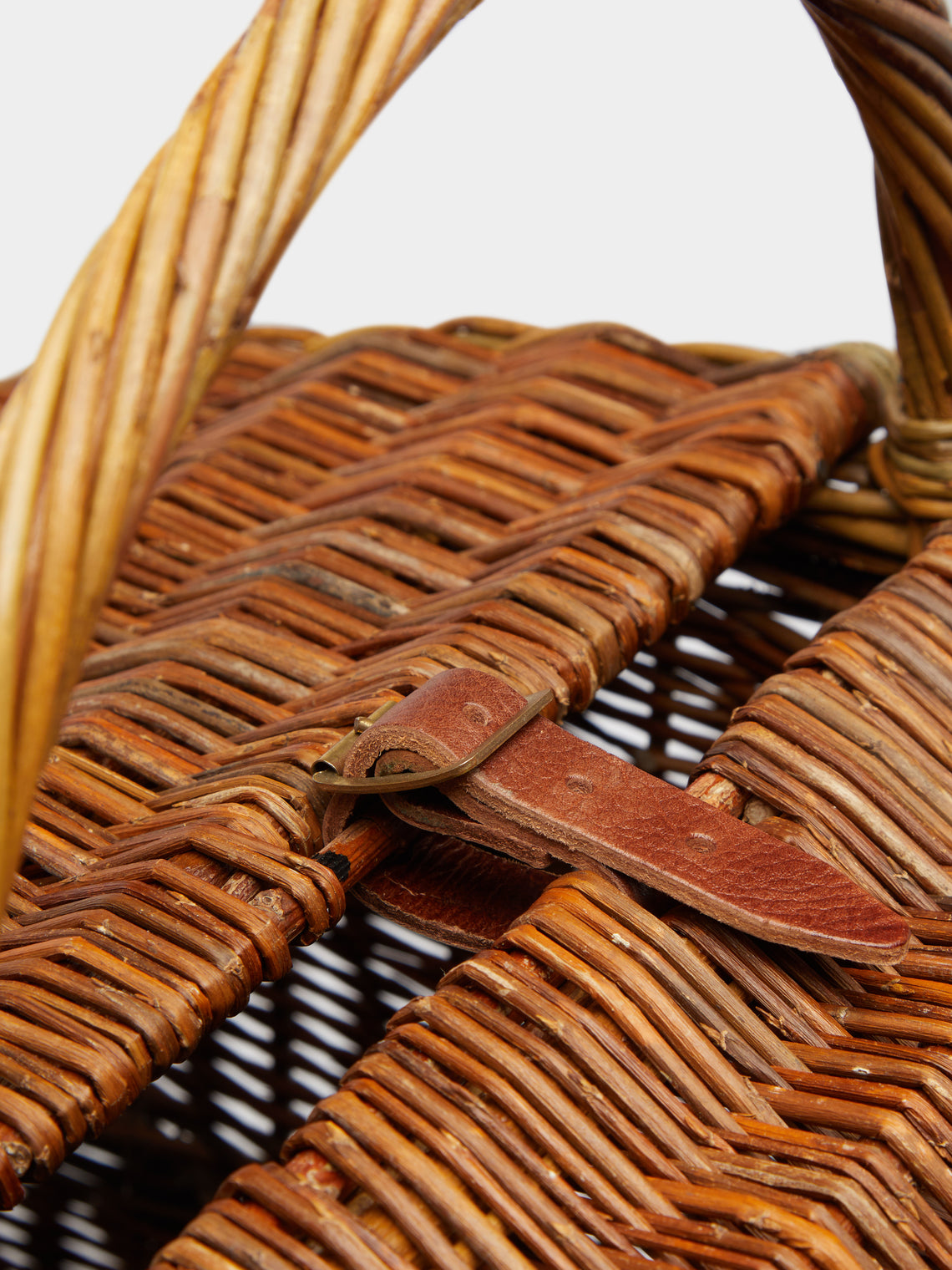 Sussex Willow Baskets - Handwoven Willow Shooter Picnic Basket -  - ABASK