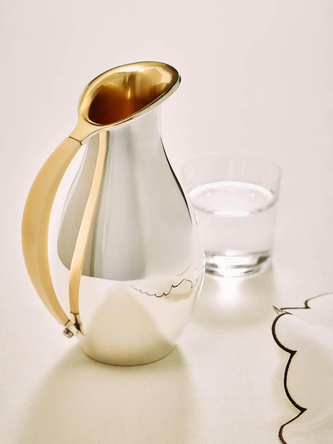 Jarosinski & Vaugoin - Sterling Silver Jug with Wood Handle -  - ABASK