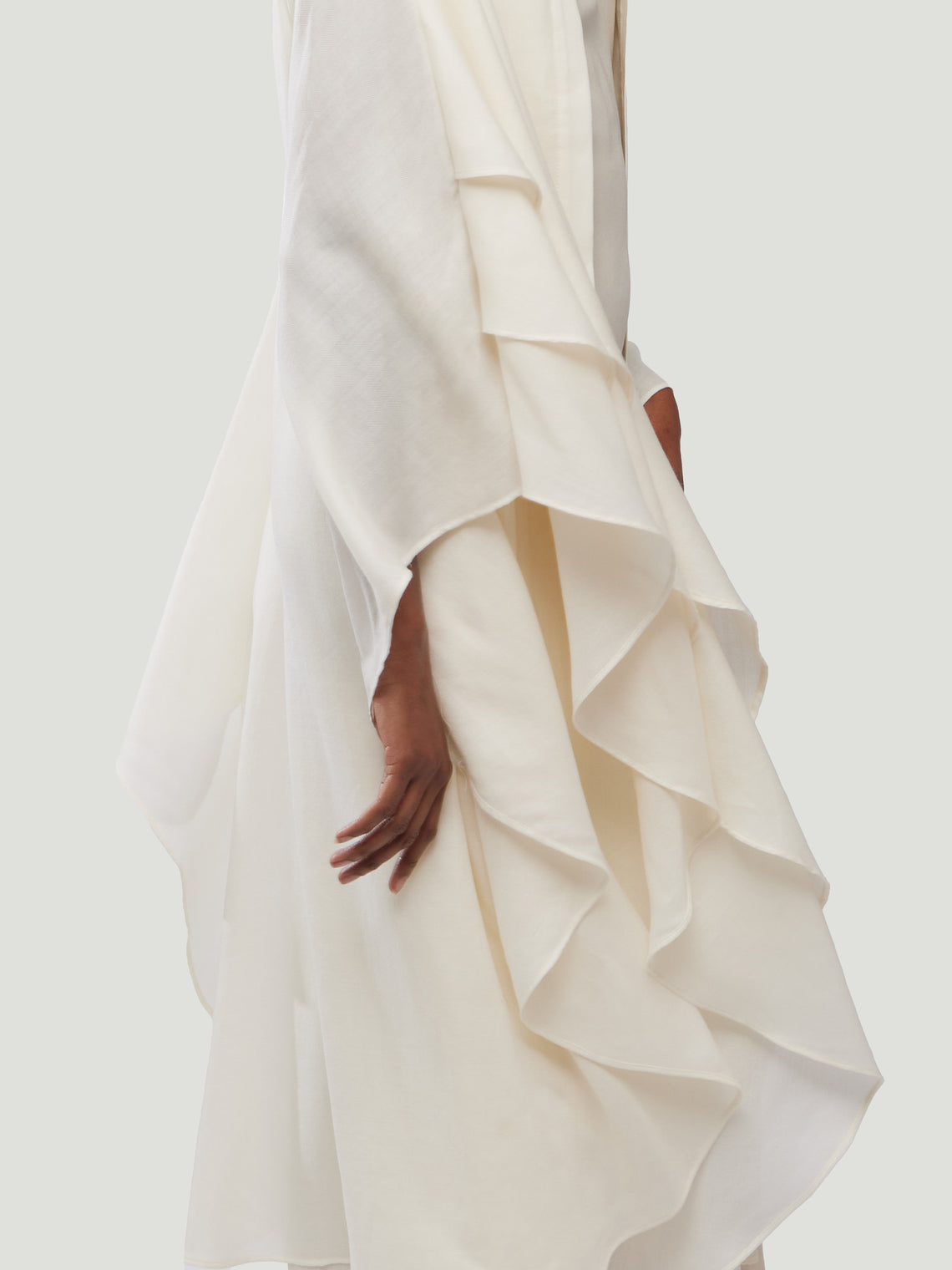 Les Vacances D'Irina - The Supergirl Wool, Silk and Cashmere Cape | One Size - Ivory - ABASK