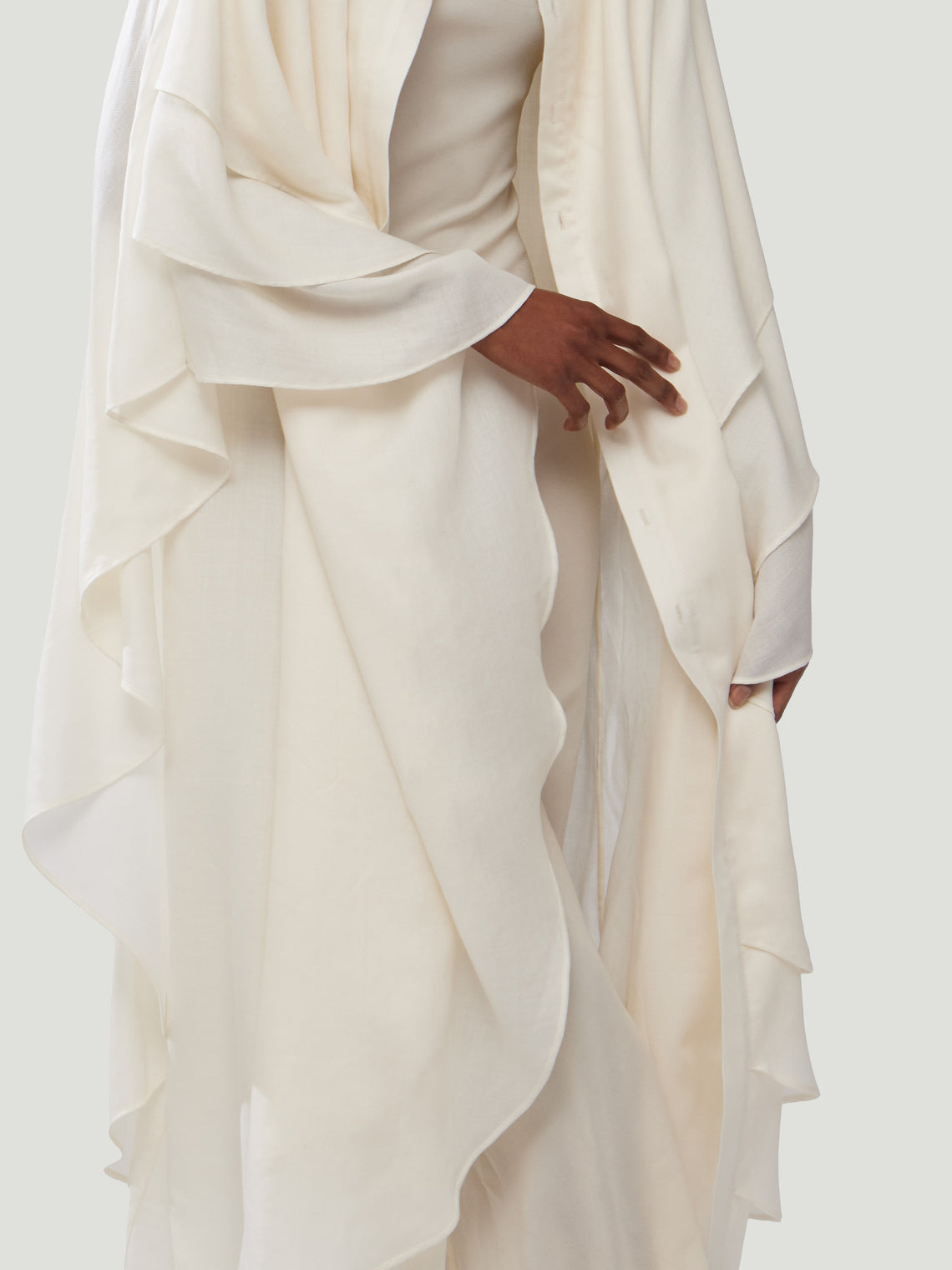 Les Vacances D'Irina - The Supergirl Wool, Silk and Cashmere Cape | One Size - Ivory - ABASK