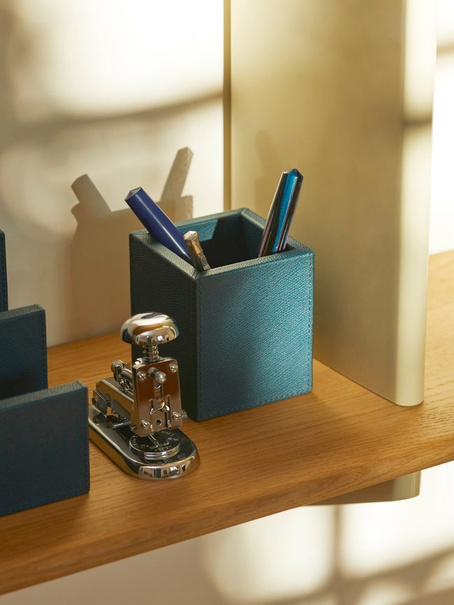 Tim Leather Pen Holder