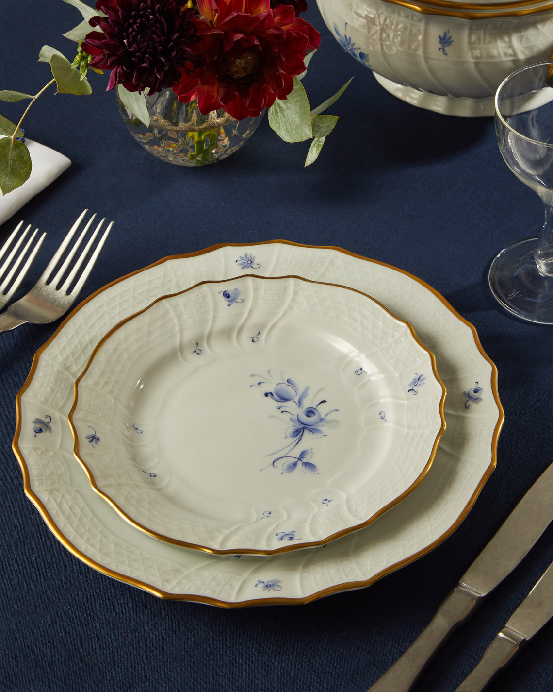 Antique and Vintage - 1960s Lorenz Hutschenreuther Hand-Painted Porcelain Dinner Plates (Set of 12) -  - ABASK