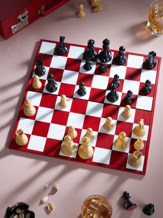 Asprey - Hanover Saddle Hide Chess Set -  - ABASK