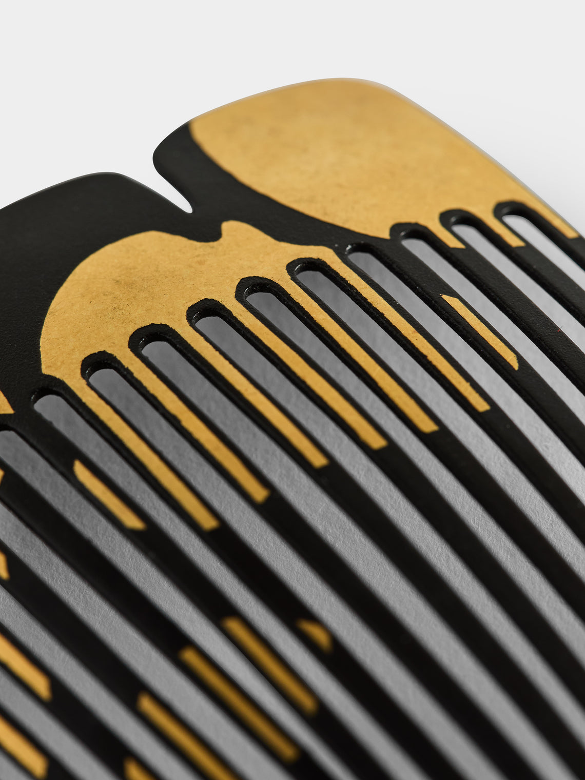 Mahnaz - Angela Cummings 22-Karat Yellow Gold and Iron Hair Comb -  - ABASK