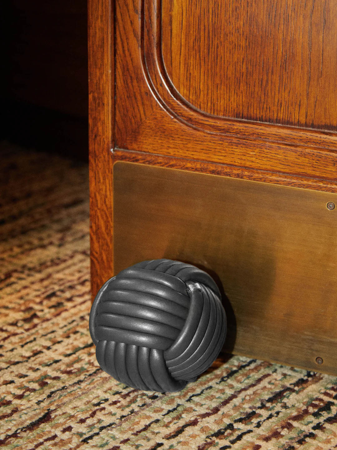 Giobagnara - Nodo Leather Doorstop -  - ABASK