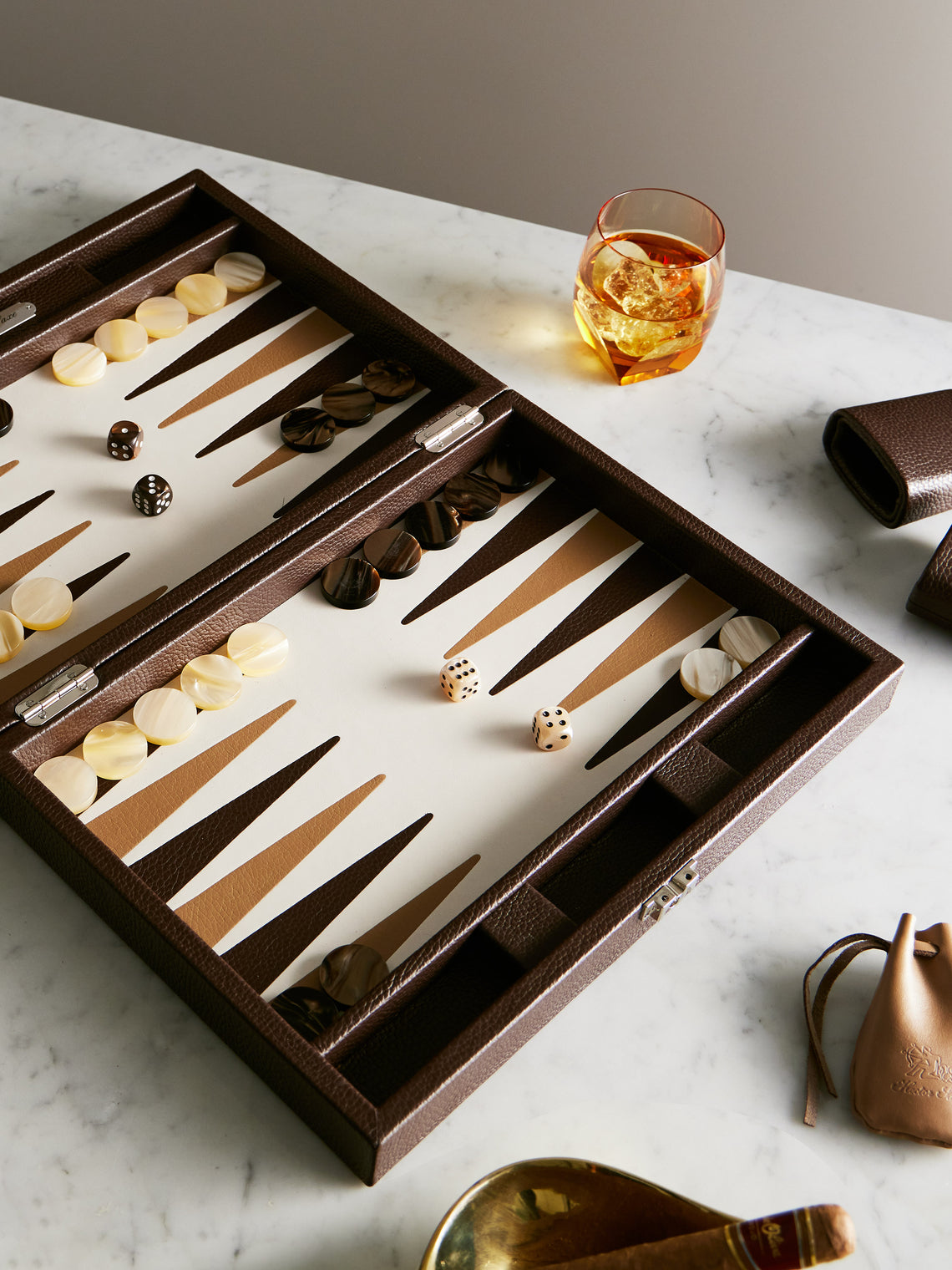 Hector Saxe - Leather Medium Backgammon Set -  - ABASK