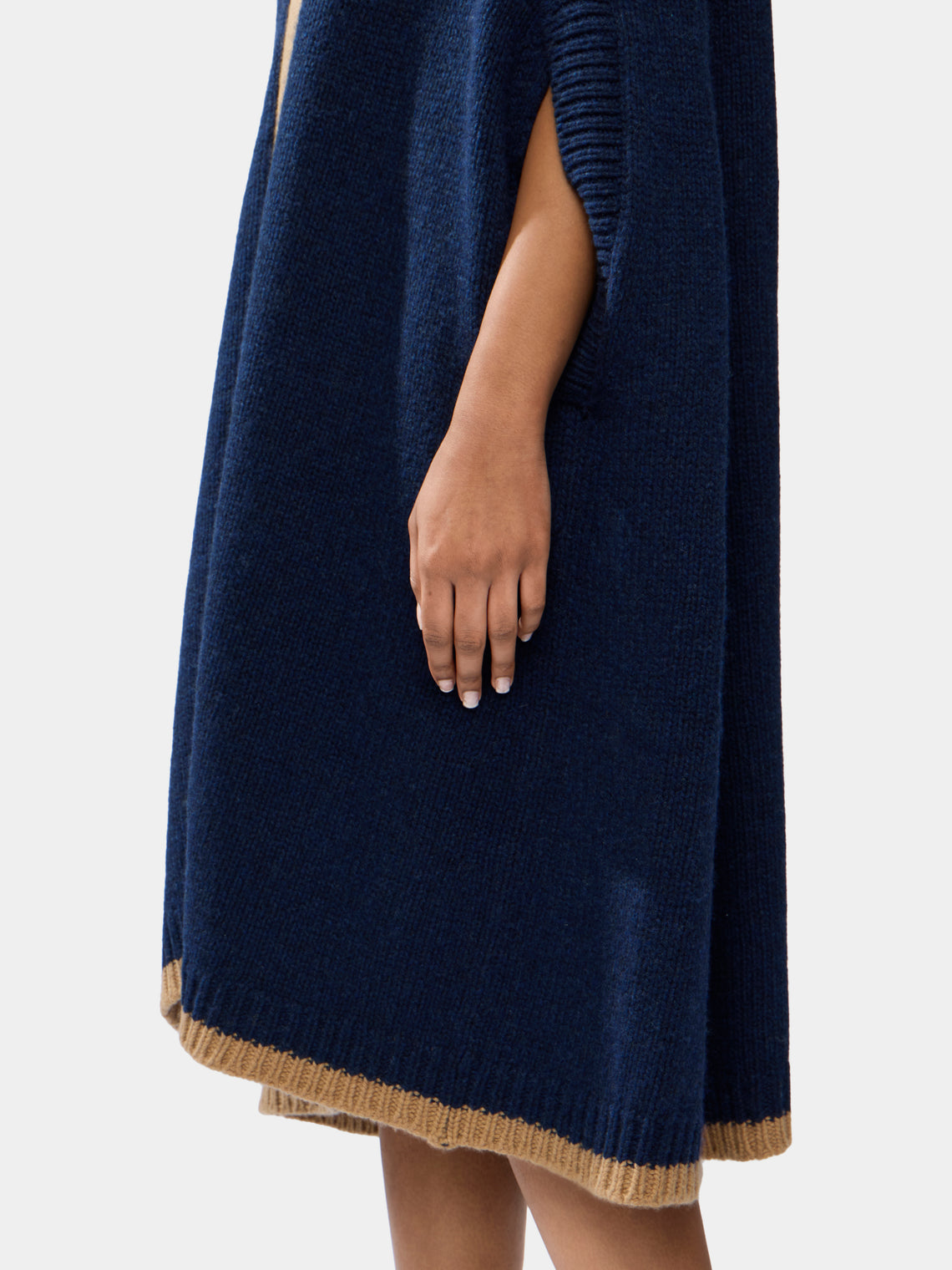 Isa Arfen - Lambswool and Cashmere Colour-Block Cape | One Size -  - ABASK