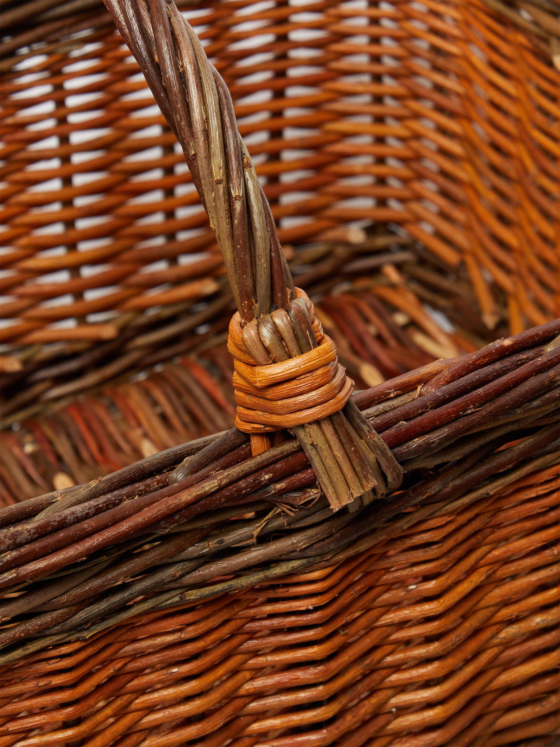 Valérie Lavaure - Handwoven Willow Rectangular Basket -  - ABASK