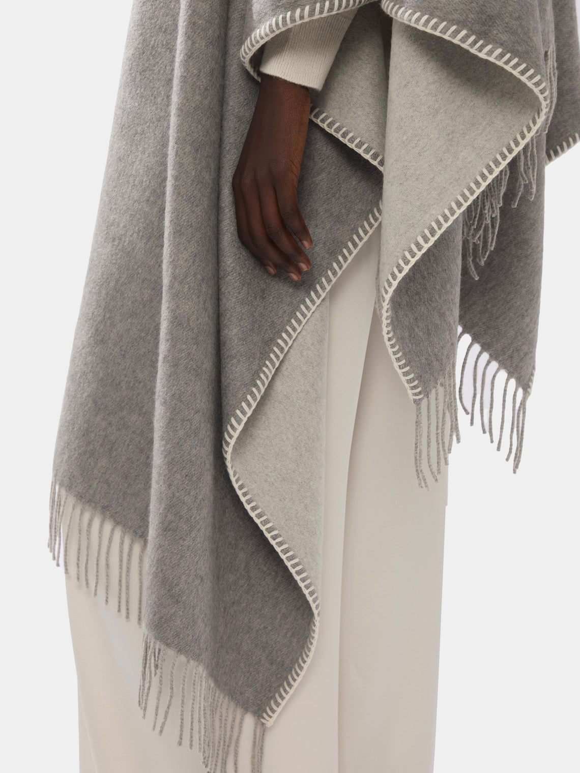 Alonpi - Double-Faced Cashmere Poncho | One Size -  - ABASK