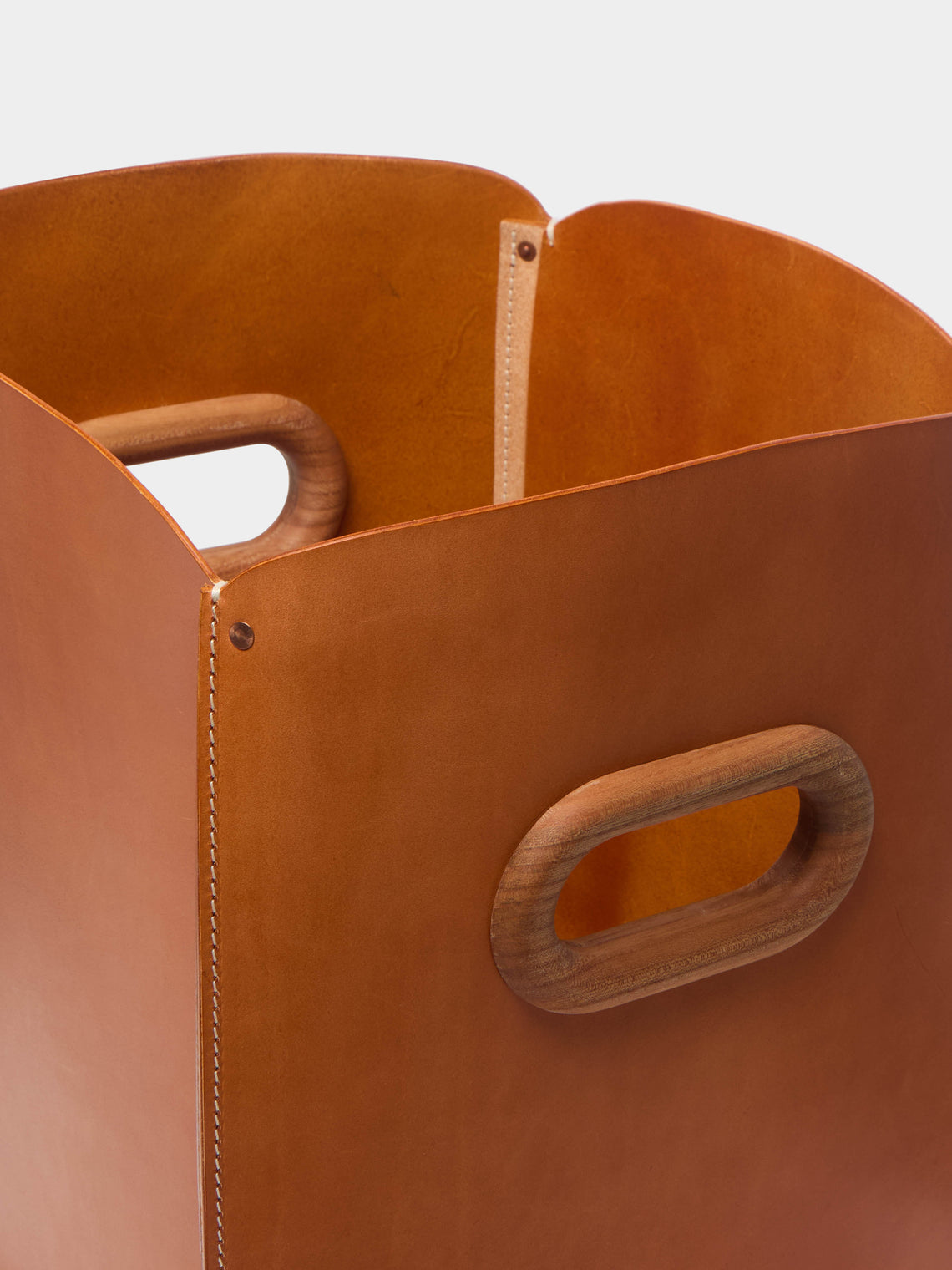Otis Ingrams - Ample Leather Large Storage Basket -  - ABASK