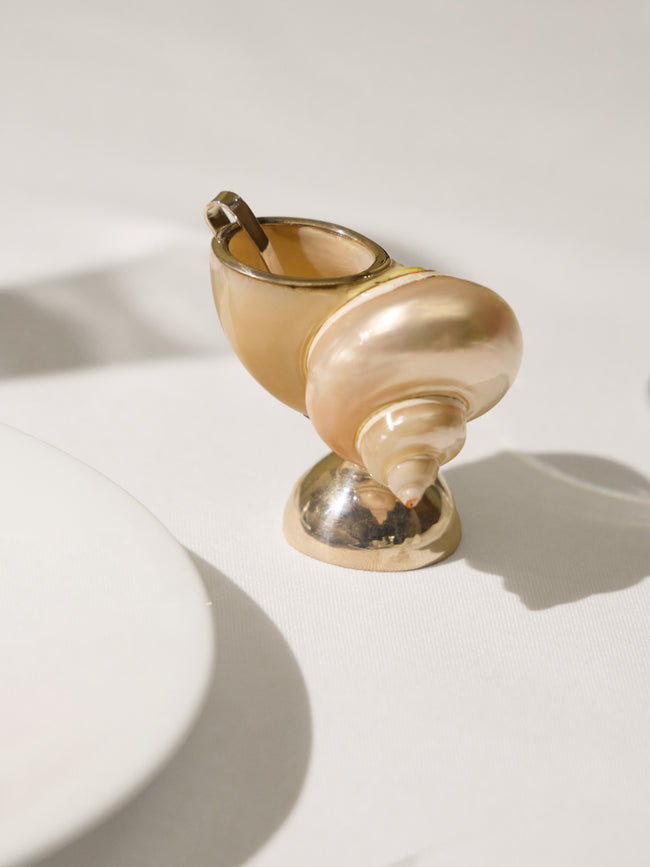 Jarosinski & Vaugoin - Shell Sterling Silver and Mother-of-Pearl Salt Cellar with Spoon - Silver - ABASK