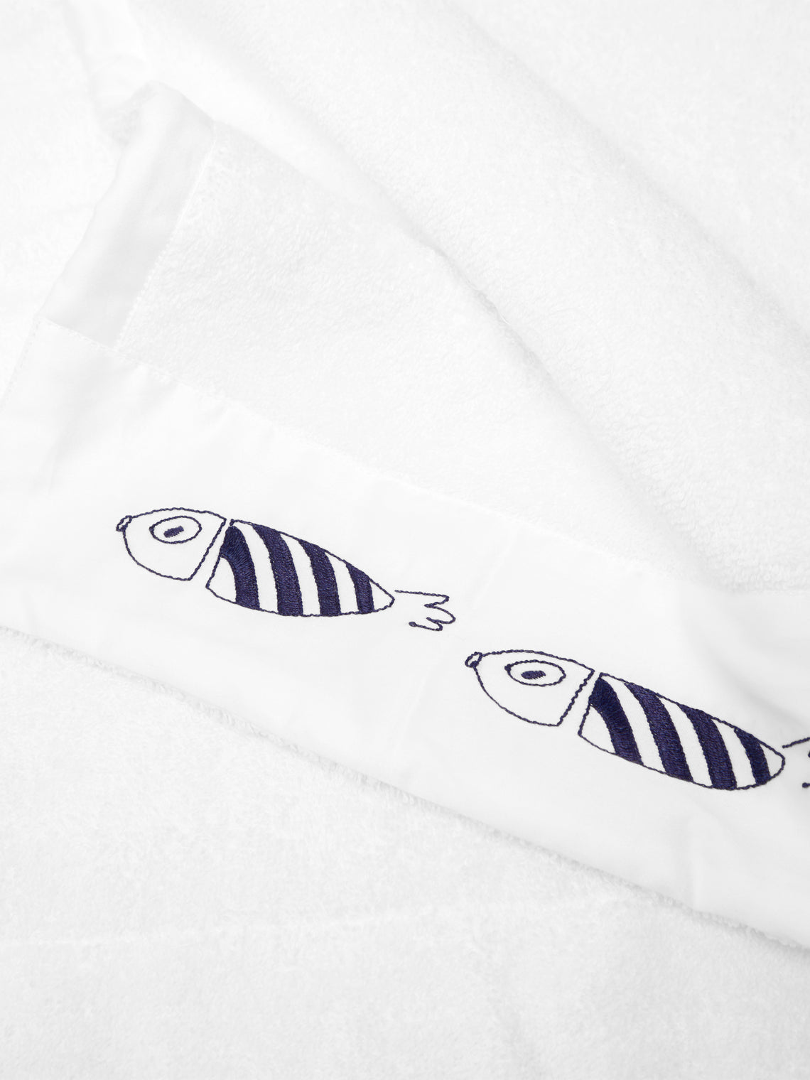 Loretta Caponi - Striped Fish Hand-Embroidered Cotton Bath Towel -  - ABASK