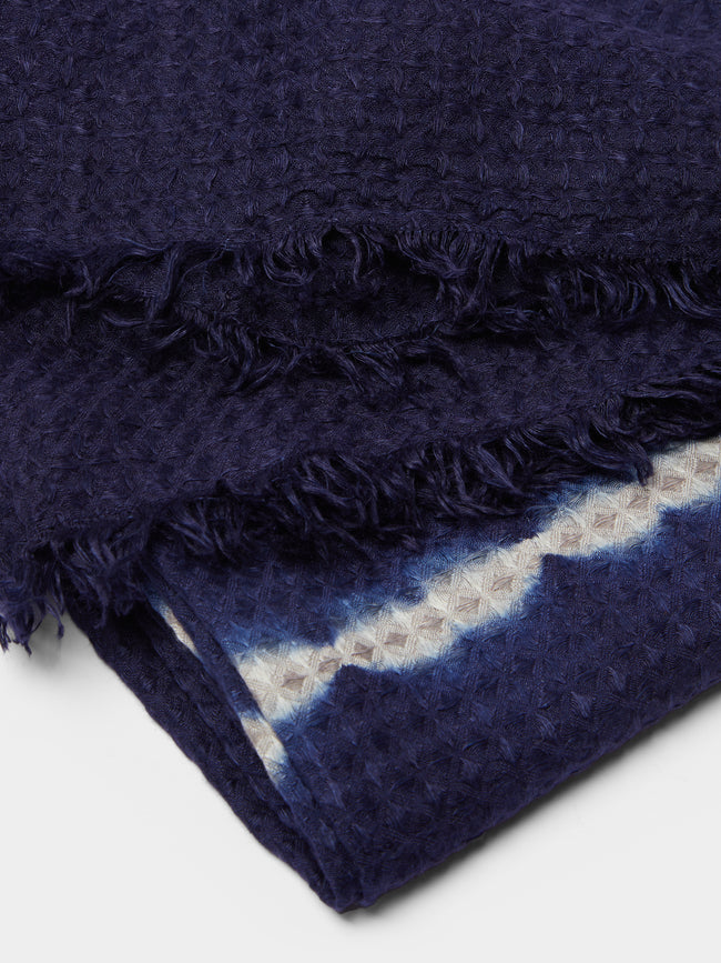 Suzusan - Shibori Waffle Linen Throw -  - ABASK