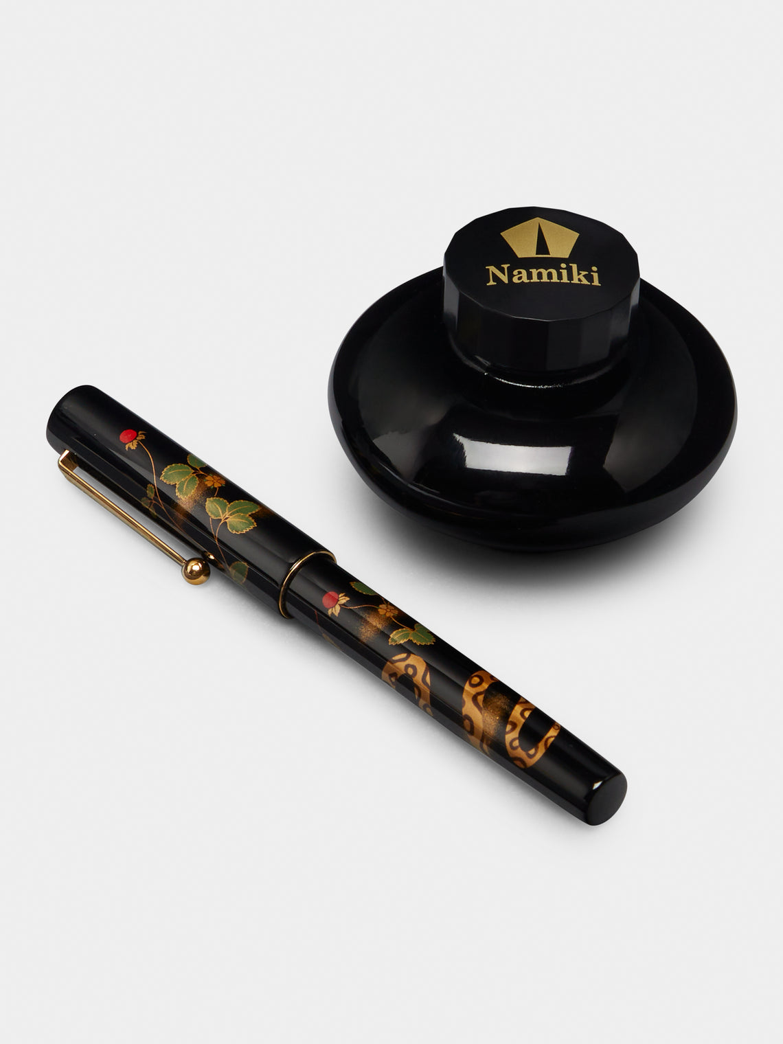 Namiki - Yukari 'Zodiac Snake' Urushi Fountain Pen - Black - ABASK