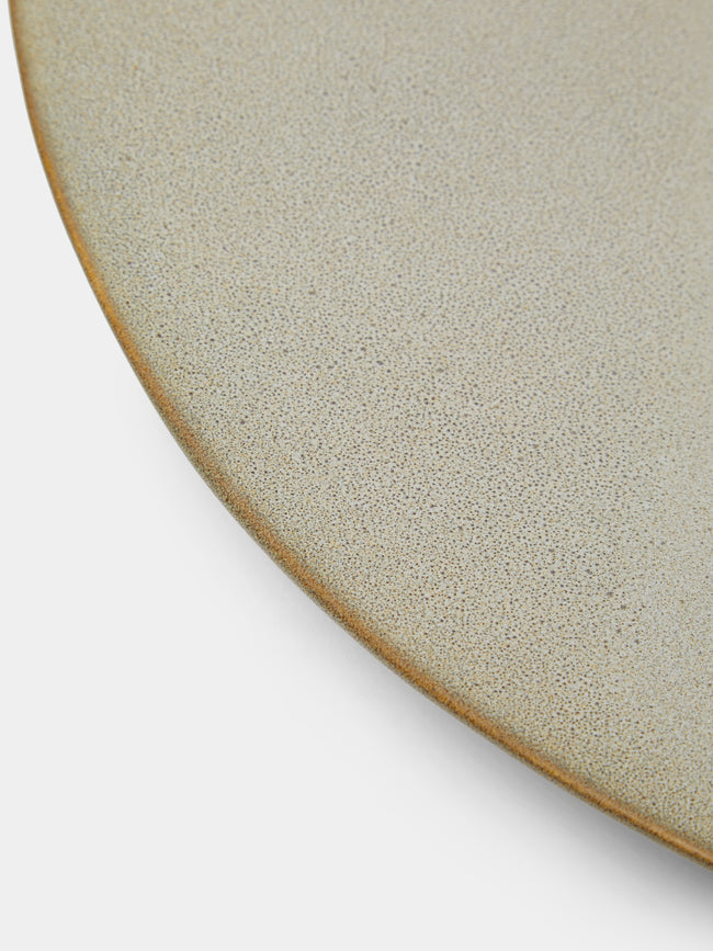 Mervyn Gers Ceramics - Hand-Glazed Ceramic Extra Large Flat Round Platter - Beige - ABASK