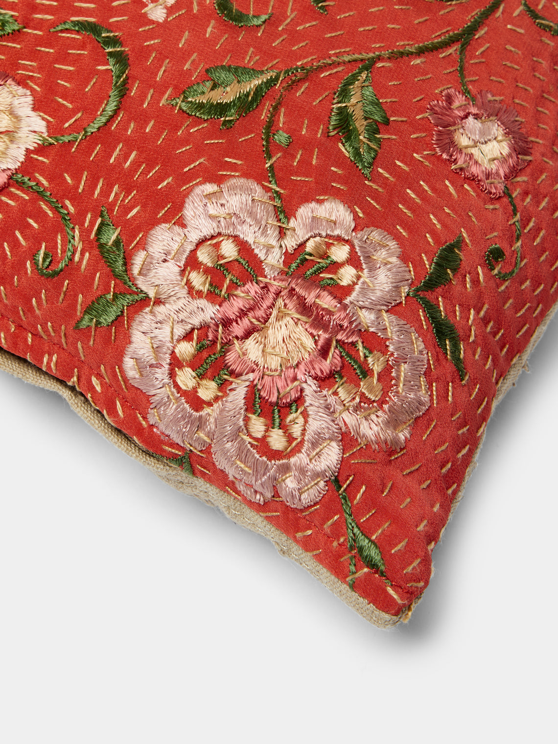 By Walid - 19th-Century Chinese Embroidery Silk Cushion - Red - ABASK