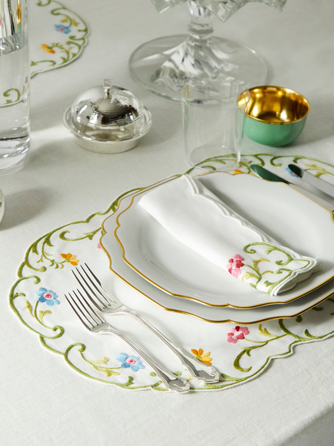 Taf Firenze - Rose Hand-Embroidered Linen Placemats and Napkins (Set of 6) -  - ABASK